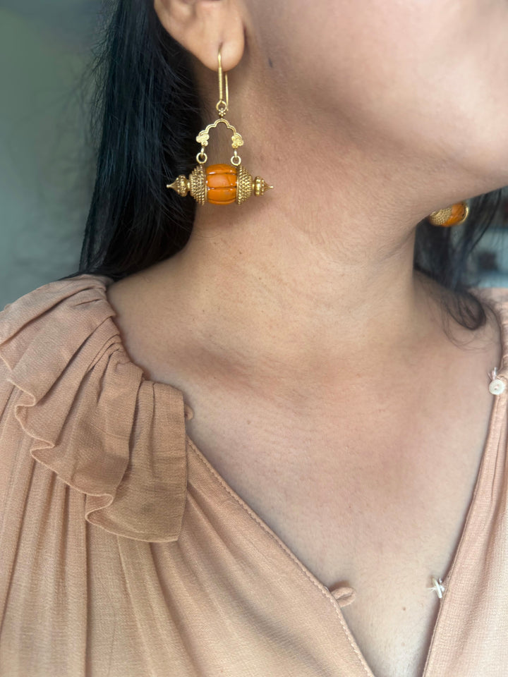 Handmade 925 Silver Dholki Carnelian Earrings | Antique Gold Polish Earwire Danglers