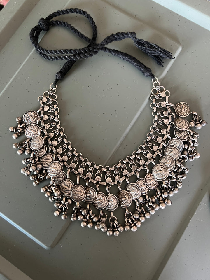 Antique Coin Necklace - Elevate Your Elegance