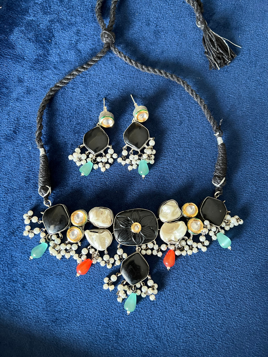 Elegant Kundan Fusion Necklace Set - Unique Brass Beauty