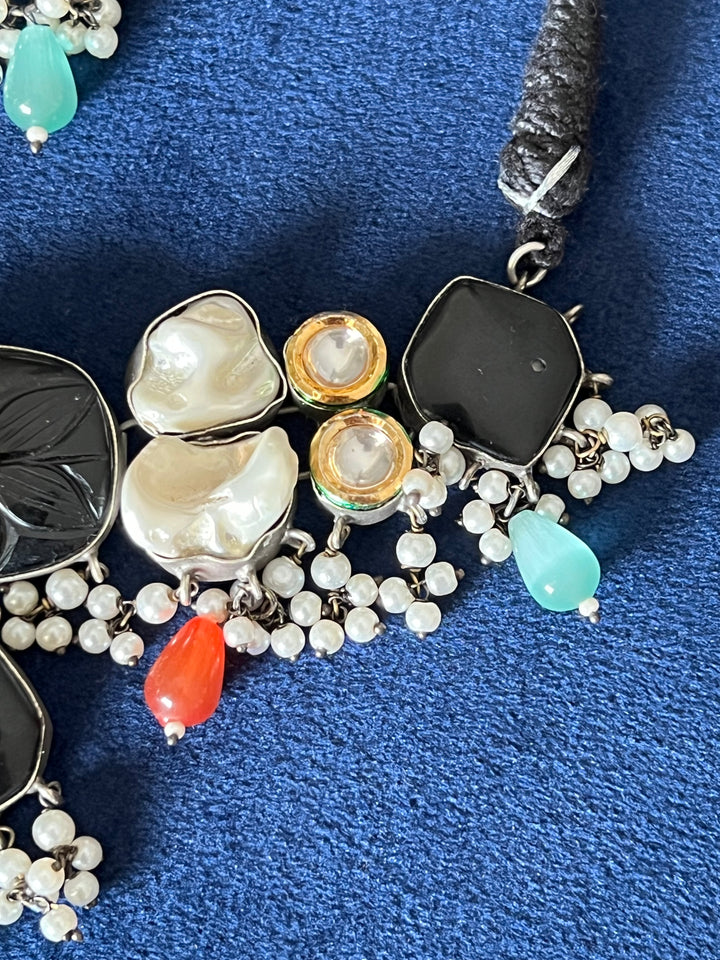 Elegant Kundan Fusion Necklace Set - Unique Brass Beauty