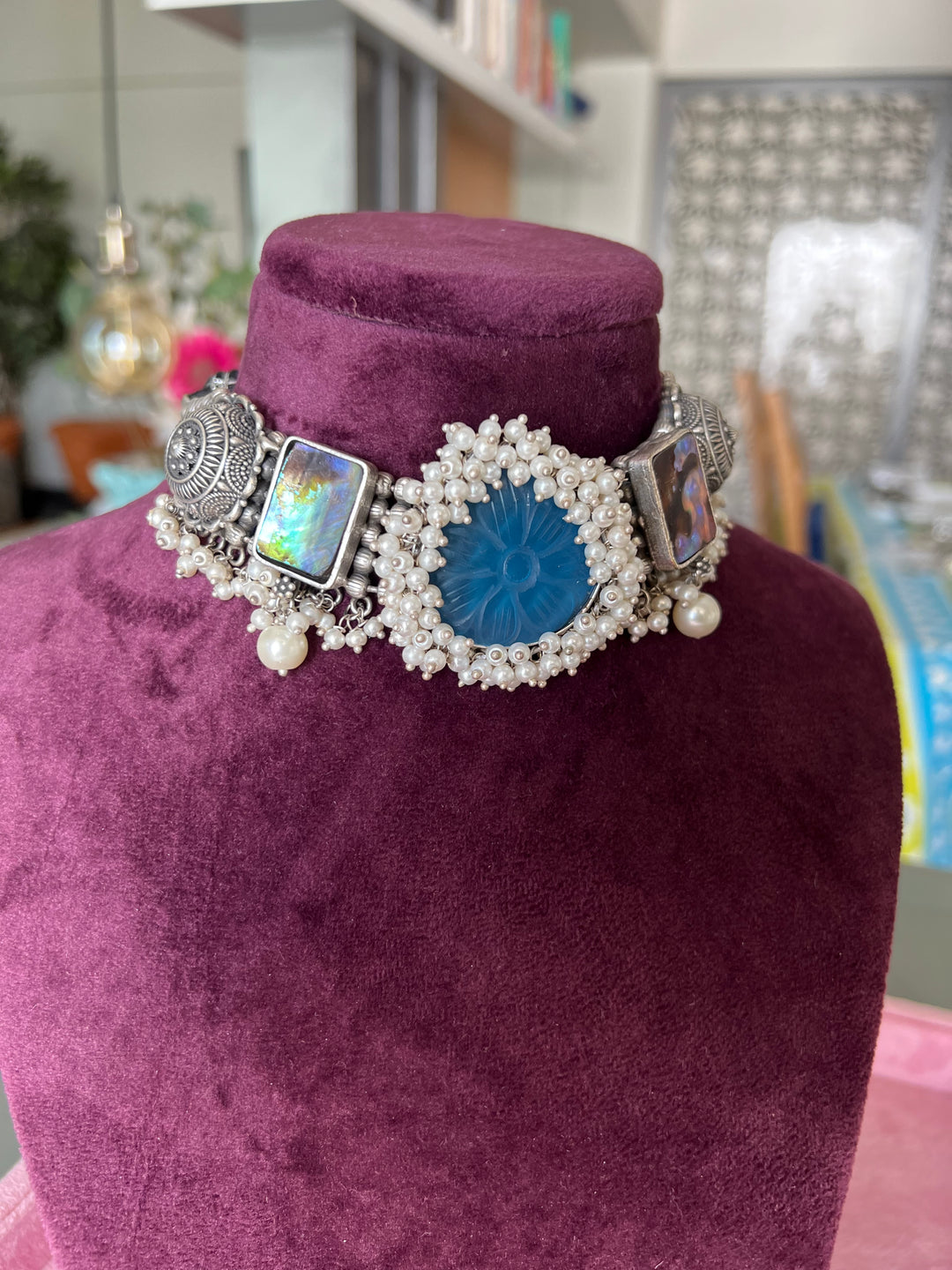 Exquisite Carved Stone Fusion Necklace Set - Premium Brass Craftsmanship