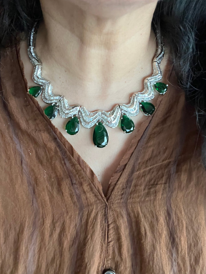 Elegant Necklace Set - Unmatched Quality and Style