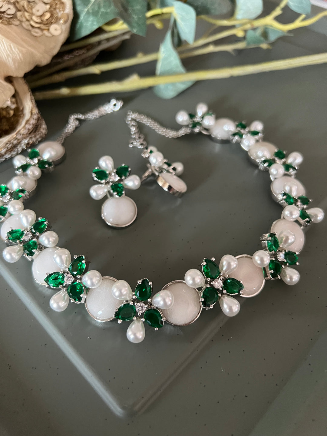 Elegant Necklace Set - Unmatched Quality and Style