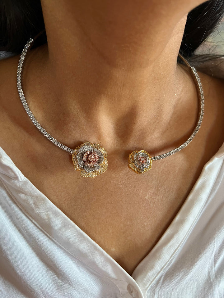 Cute Flower Design Necklace Set with Three-Tone Polish and Sparkling CZ Stones – Perfect for Cocktails & Night Outs