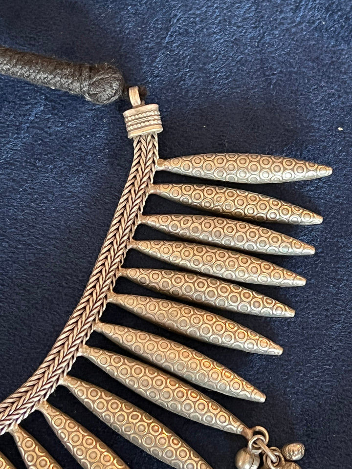 Exquisite Antique Collar Necklace - A Timeless Treasure!