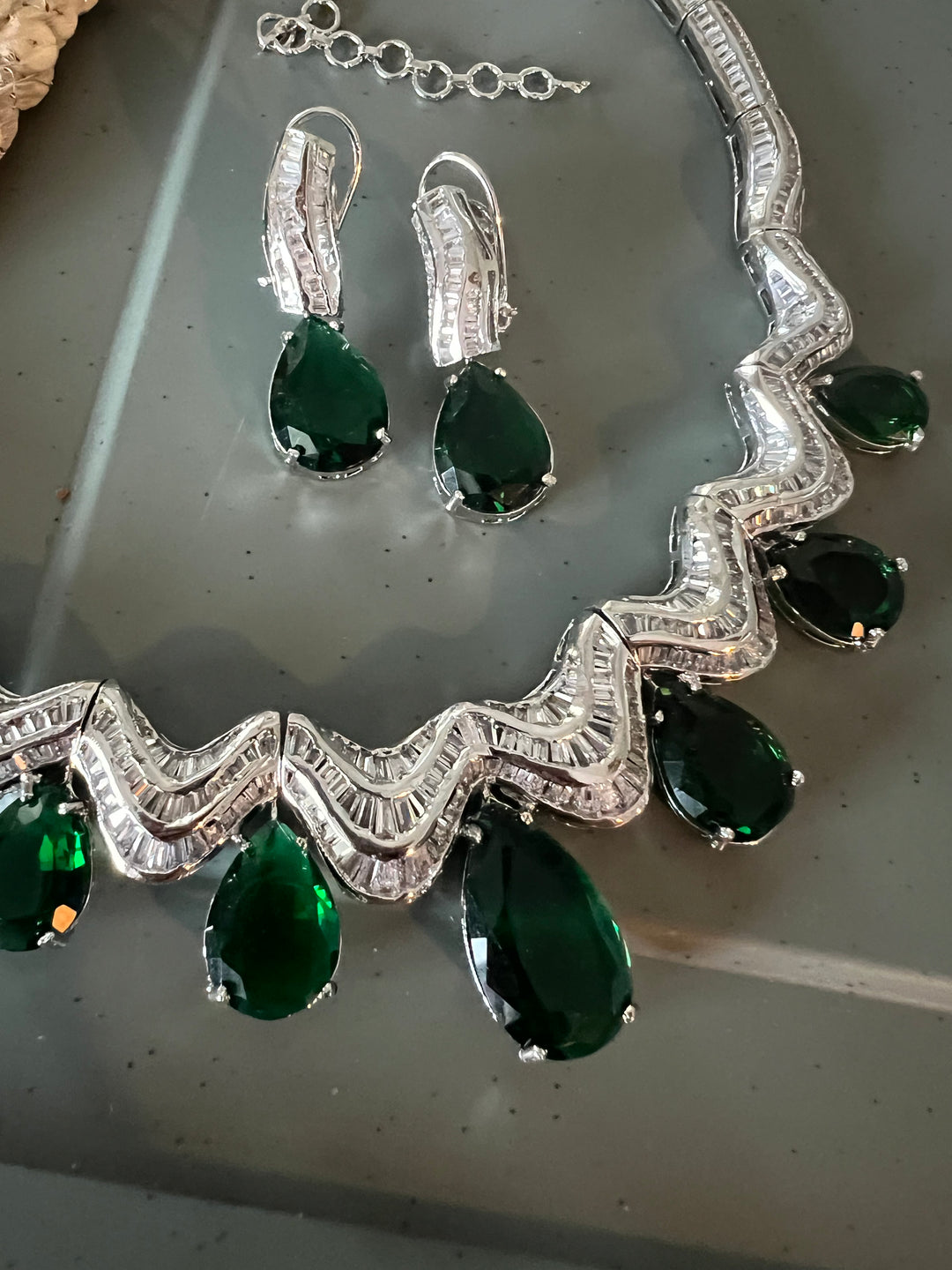 Elegant Necklace Set - Unmatched Quality and Style