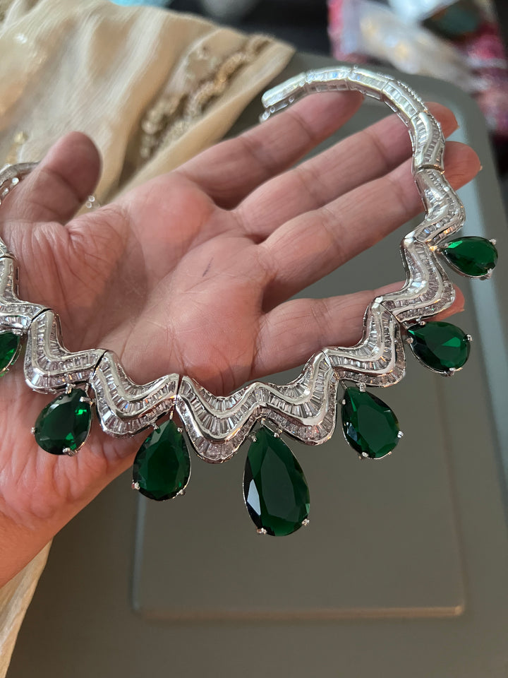 Elegant Necklace Set - Unmatched Quality and Style