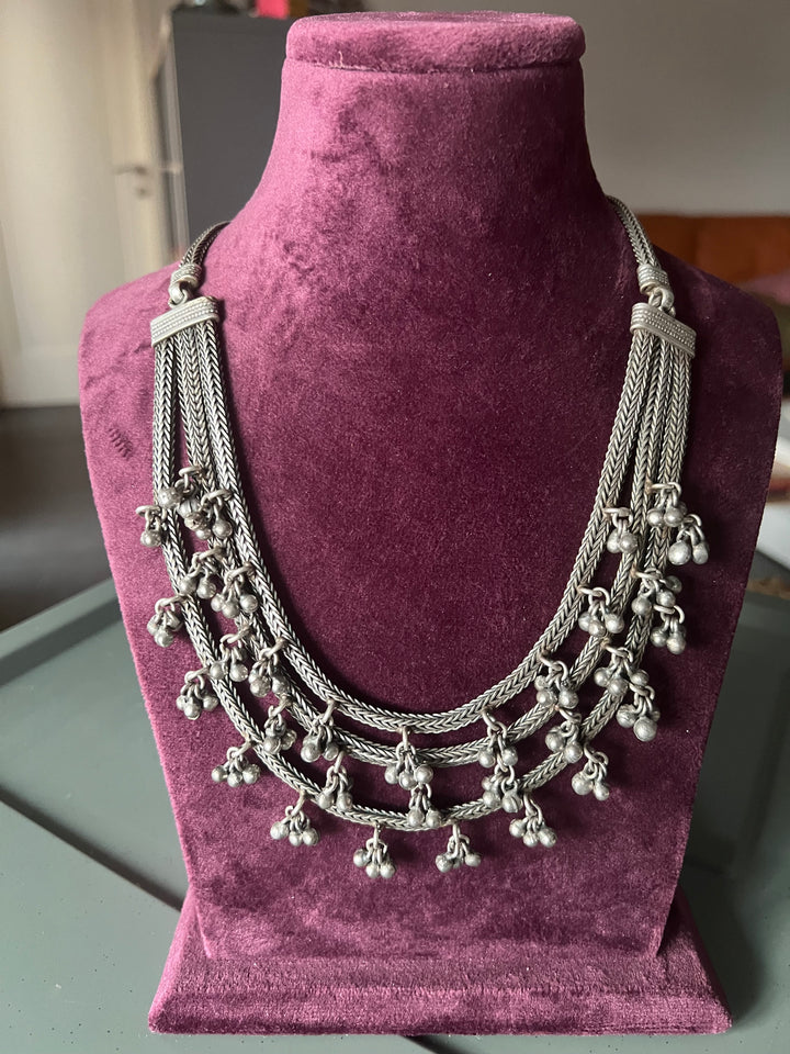 Exquisite Three-Layered Ghungroo Necklace - Vintage Elegance