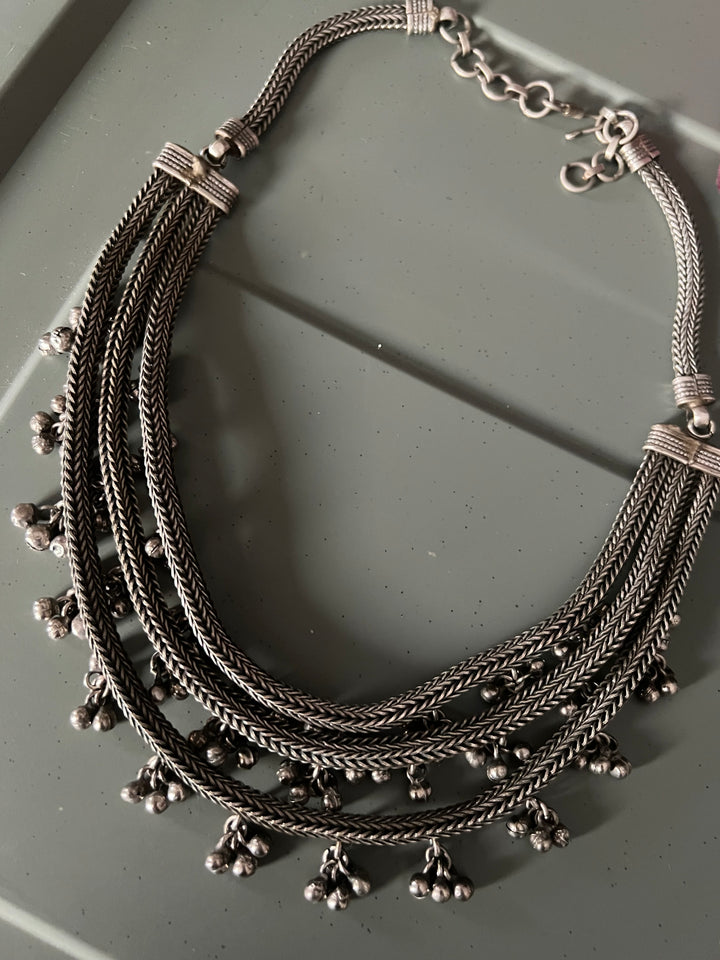 Exquisite Three-Layered Ghungroo Necklace - Vintage Elegance
