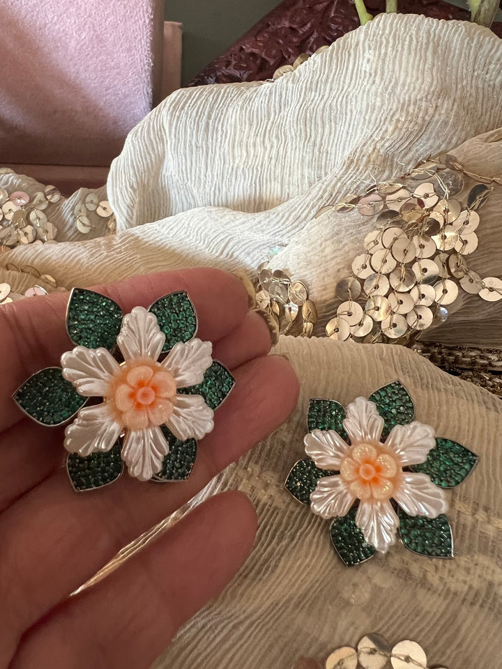 Elegant Necklace Set - Unmatched Quality and Style