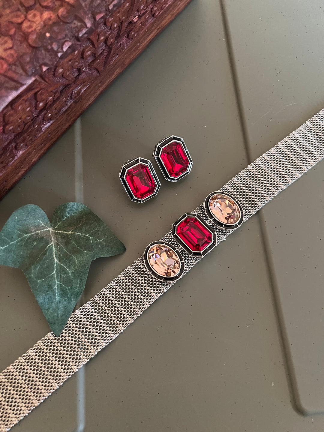 Exquisite Austrian Crystal Necklace Set: Designer Premium Quality