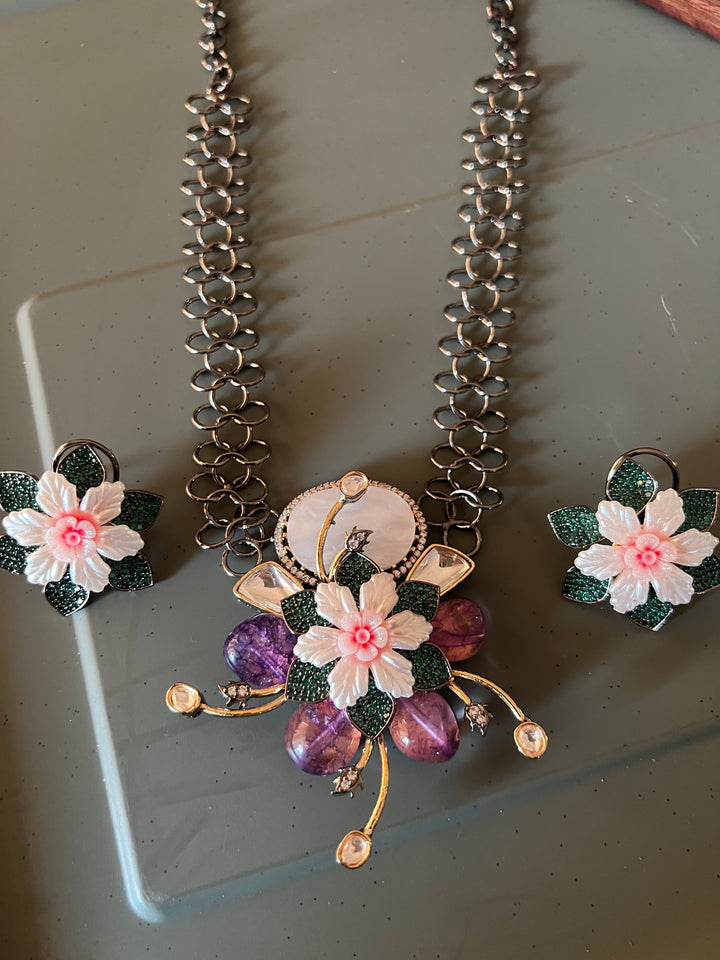 Elegant Necklace Set - Unmatched Quality and Style