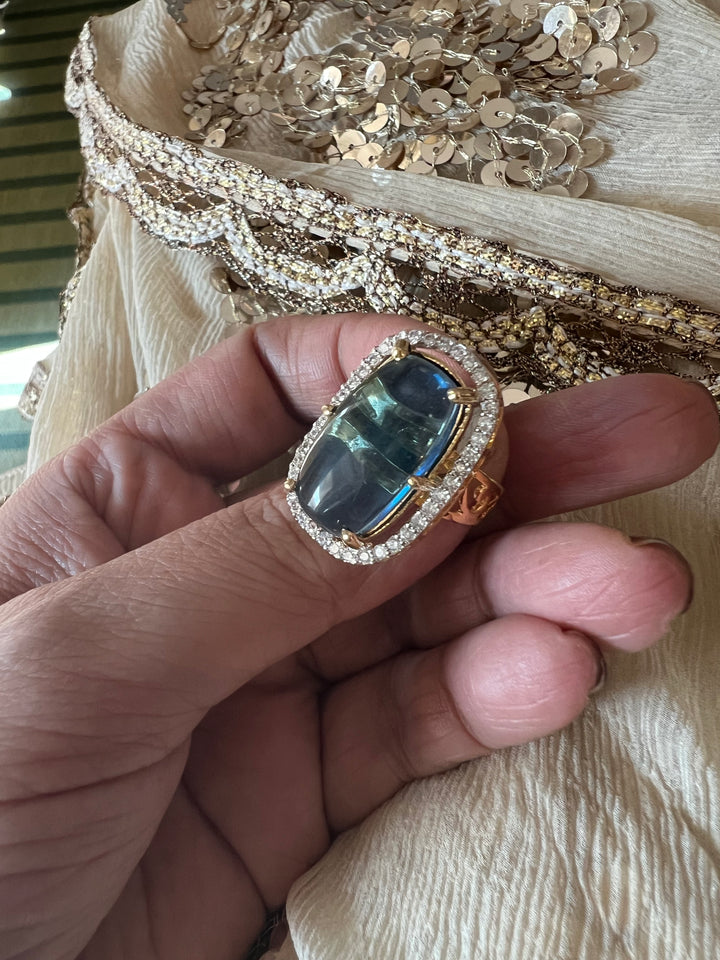 Elegant Stone Ring - A Touch of Timeless Beauty