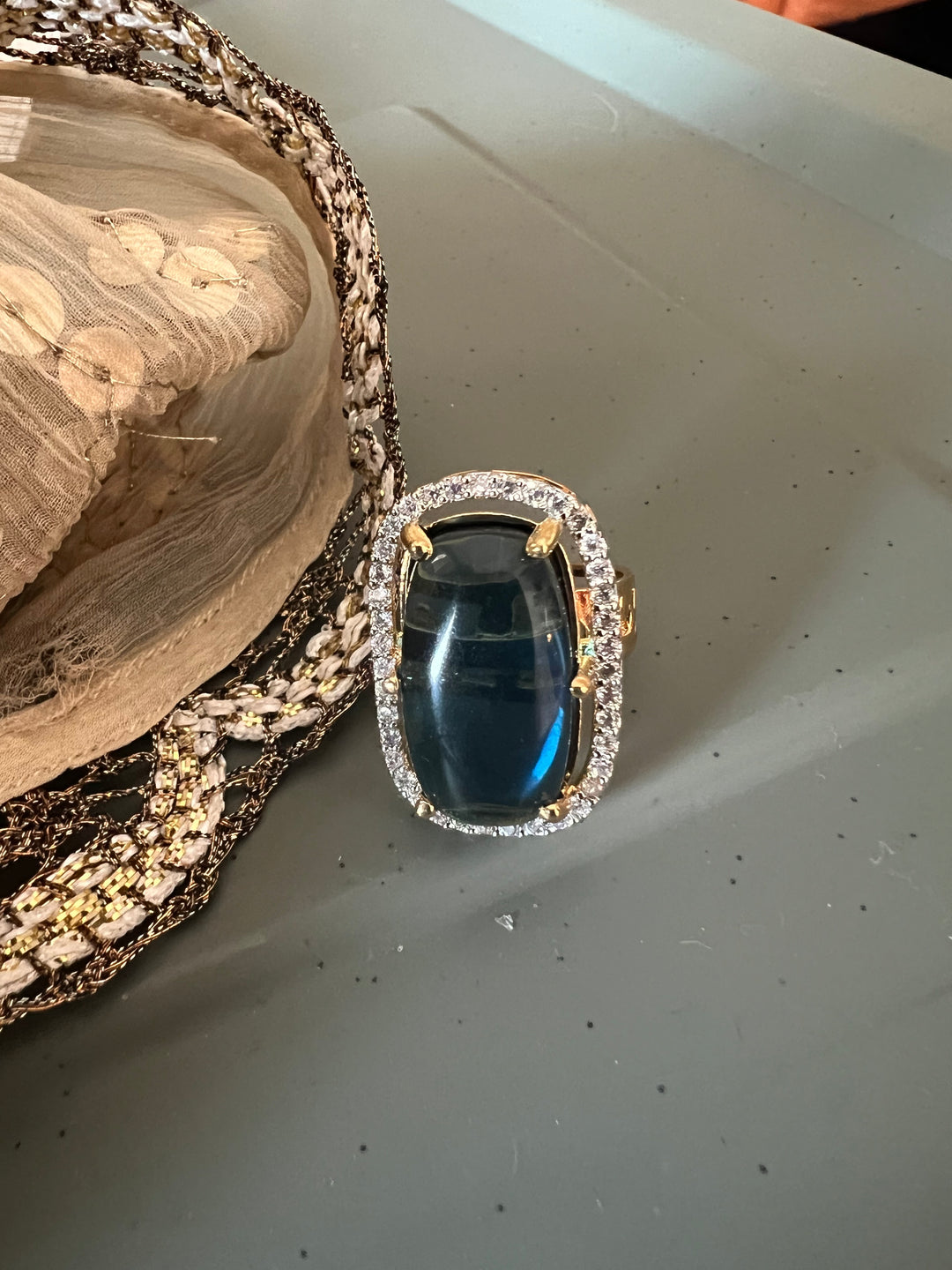 Elegant Stone Ring - A Touch of Timeless Beauty