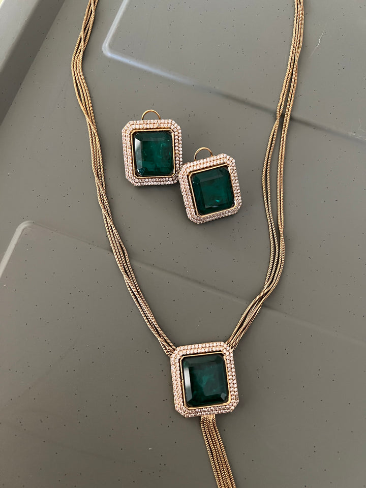 Elegant Necklace Set - Unmatched Quality and Style