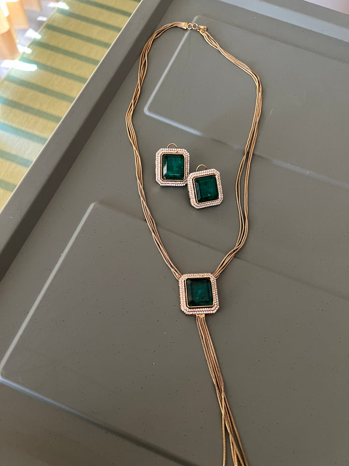 Elegant Necklace Set - Unmatched Quality and Style