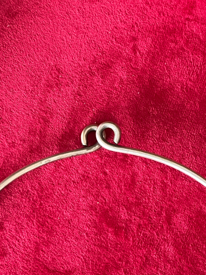 Exquisite Hasli Necklace - Premium Quality Craftsmanship