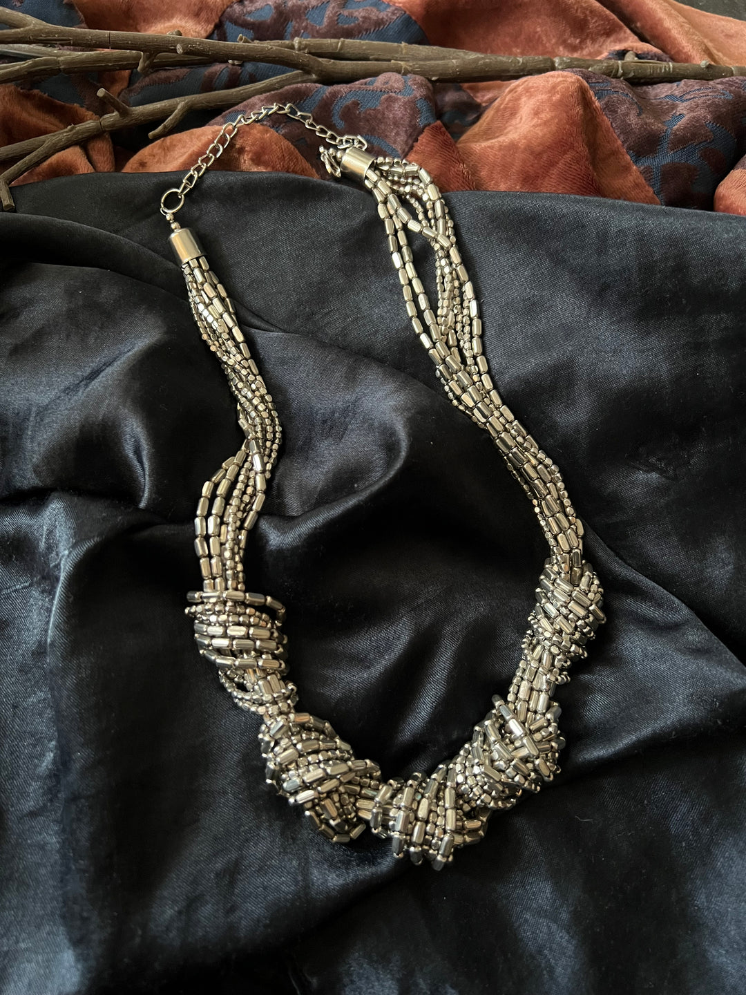 Knotty Beads Necklace