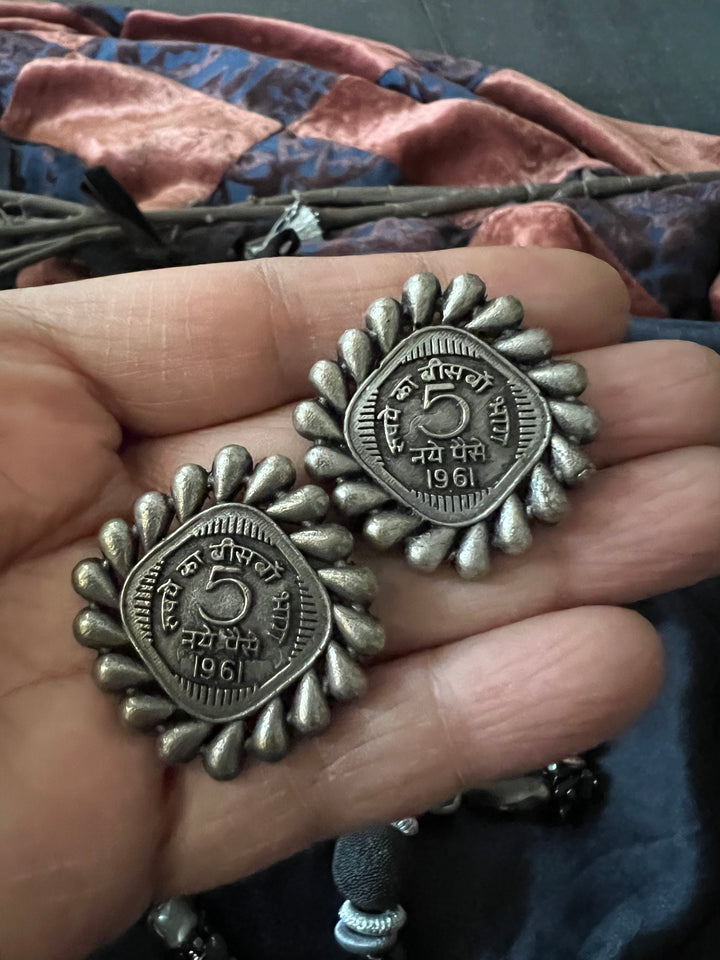 Black and Silver Beaded Necklace with Studs