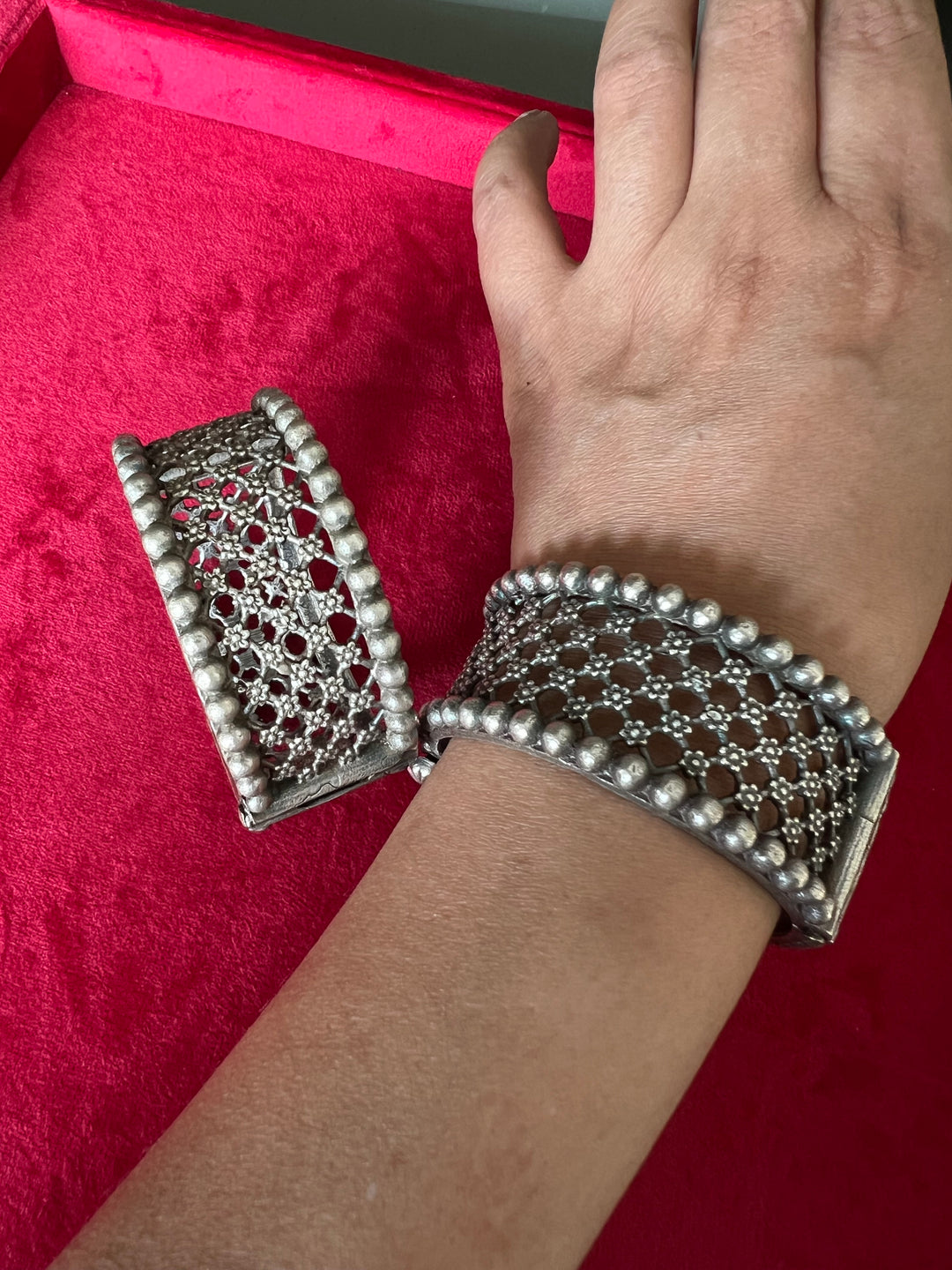 Exquisite Brass Kada Set - Unparalleled Quality and Craftsmanship