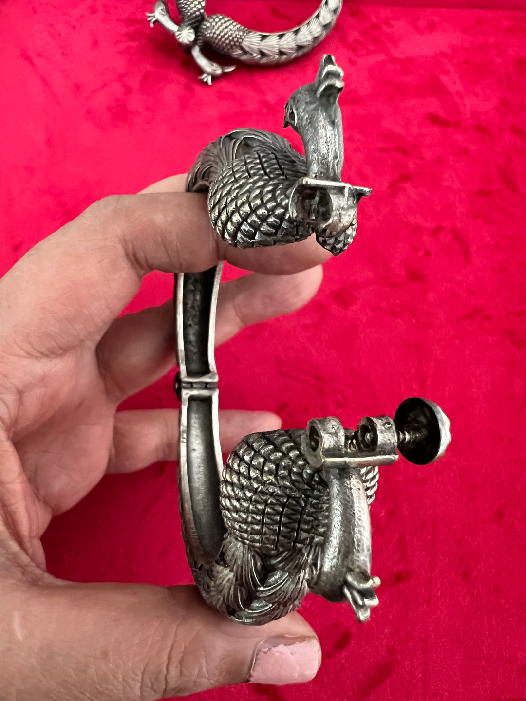 Exquisite Peacock Kada Set - Unparalleled Quality and Craftsmanship