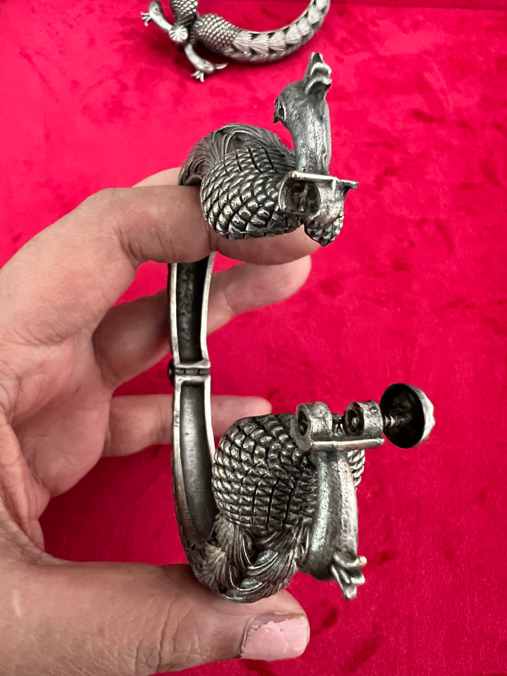 Exquisite Peacock Kada Set - Unparalleled Quality and Craftsmanship