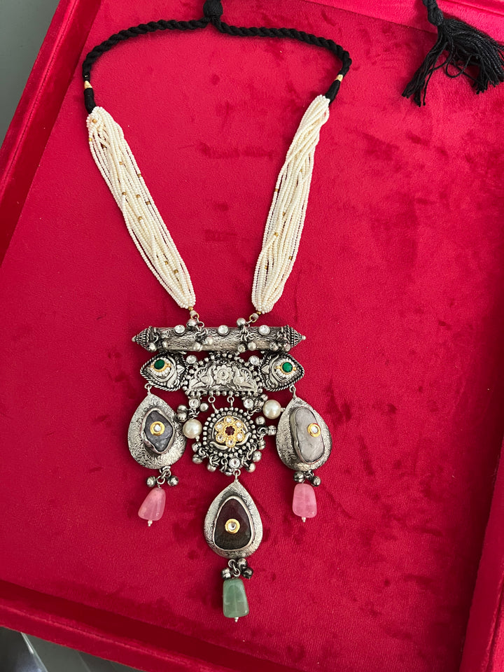 Exquisite Fusion Pendant Necklace - Elevate Your Elegance