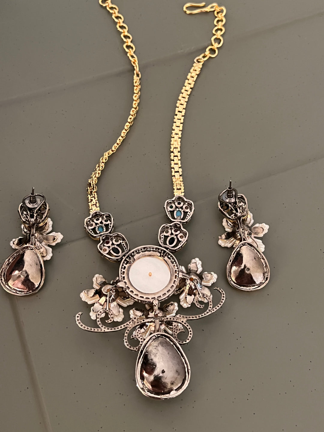 Elegant Necklace Set - Unmatched Quality and Style