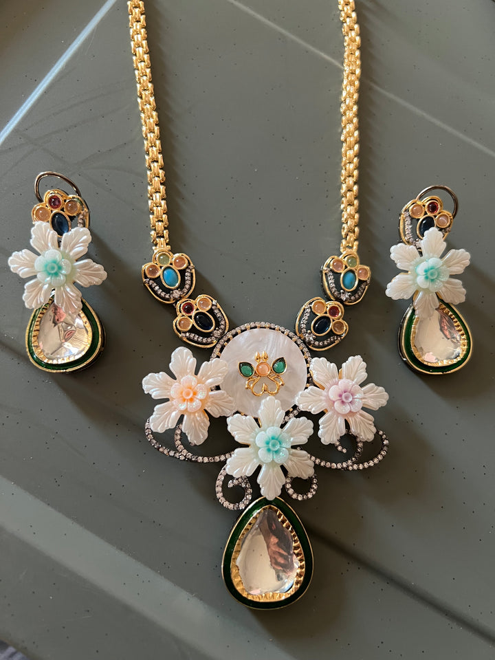 Elegant Necklace Set - Unmatched Quality and Style