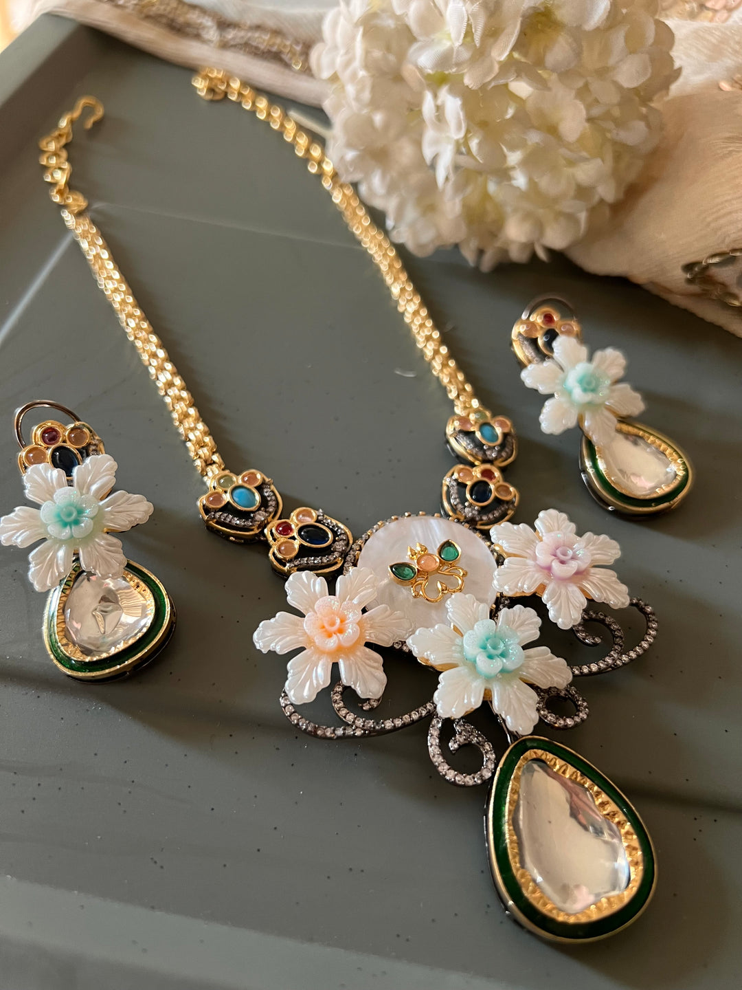 Elegant Necklace Set - Unmatched Quality and Style