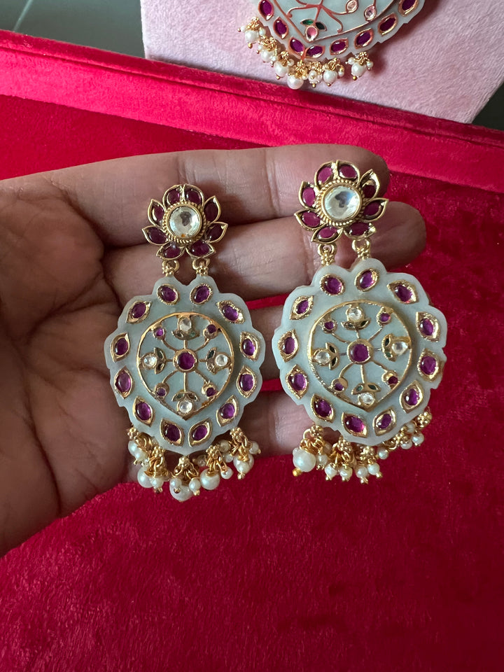 Exquisite Fusion Pendant Necklace Set - A Masterpiece of Elegance