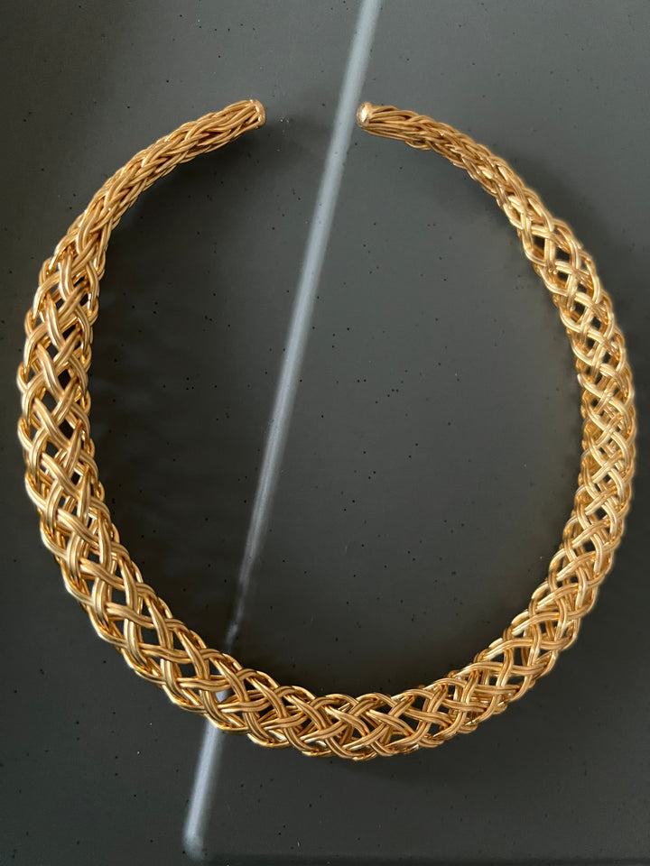 Statement Golden Textured Hasli Necklace
