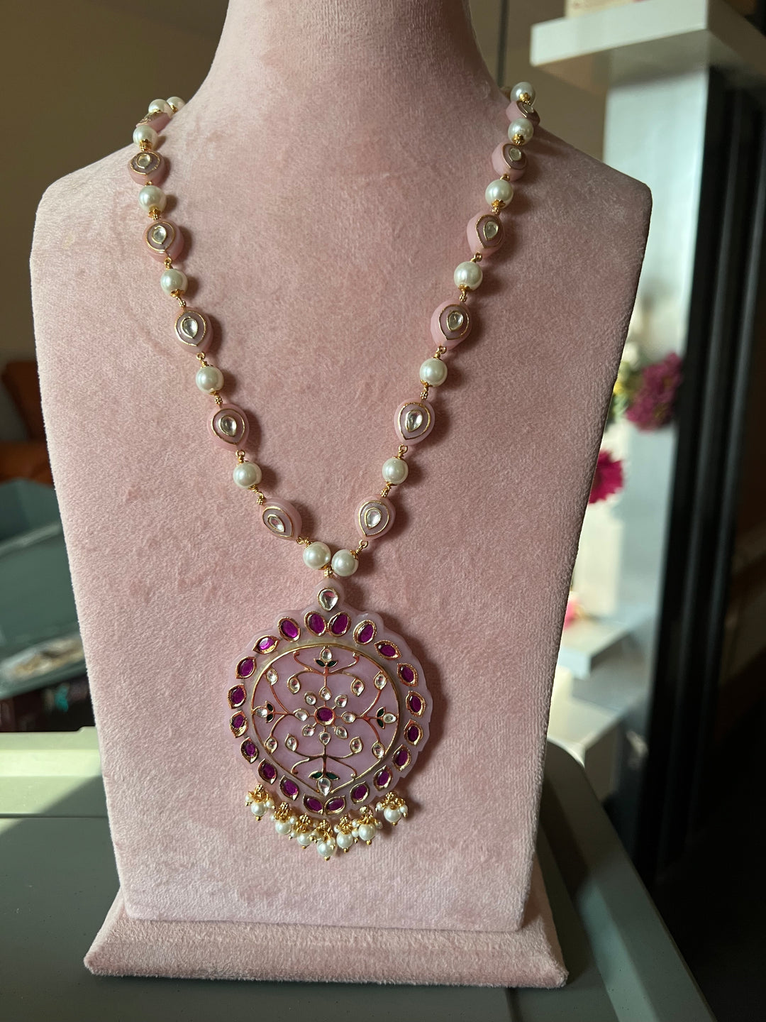 Exquisite Fusion Pendant Necklace Set - A Masterpiece of Elegance