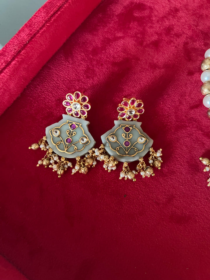 Tripple Pendant Hasli Necklace Set - Unmatched Quality and Style