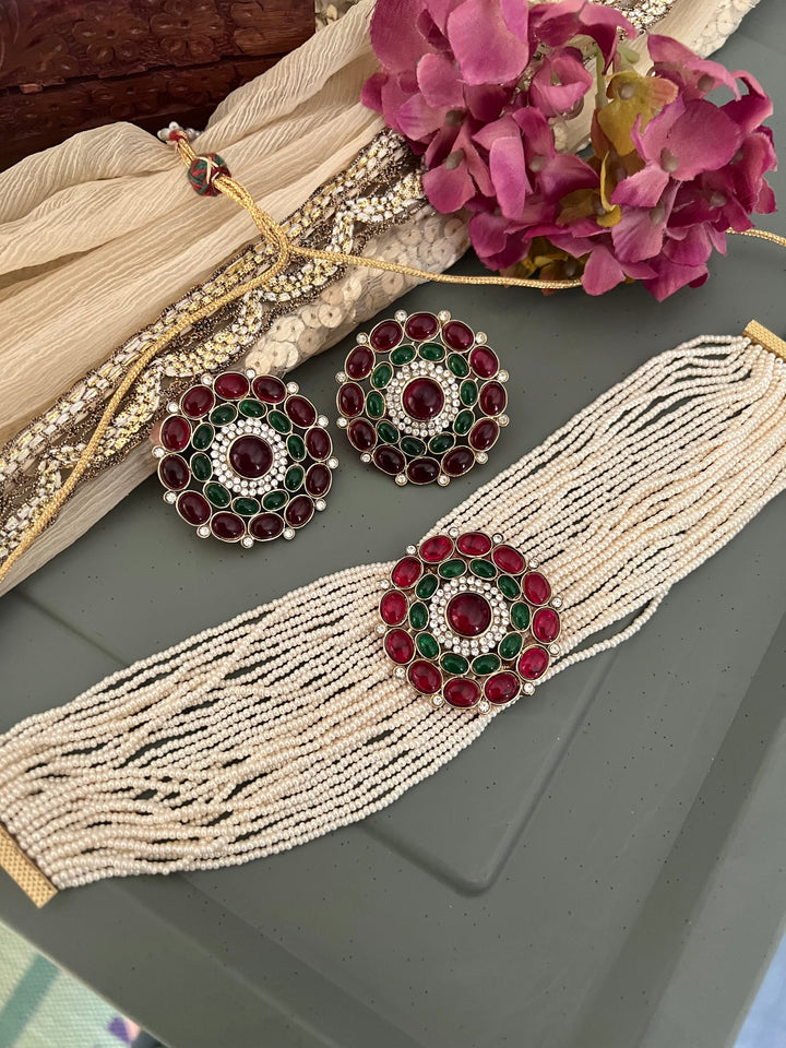 Elegant Choker Necklace Set - Unmatched Quality and Style