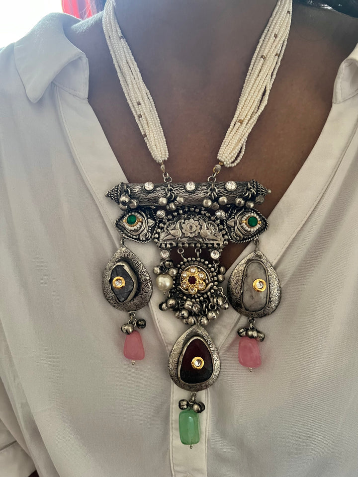 Exquisite Fusion Pendant Necklace - Elevate Your Elegance