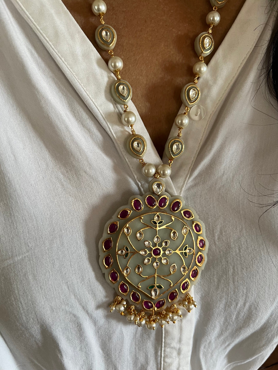 Exquisite Fusion Pendant Necklace Set - A Masterpiece of Elegance