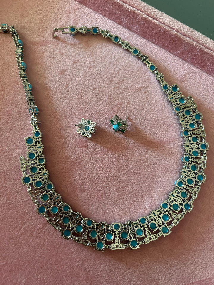 Elegant Necklace Set - Unmatched Quality and Style