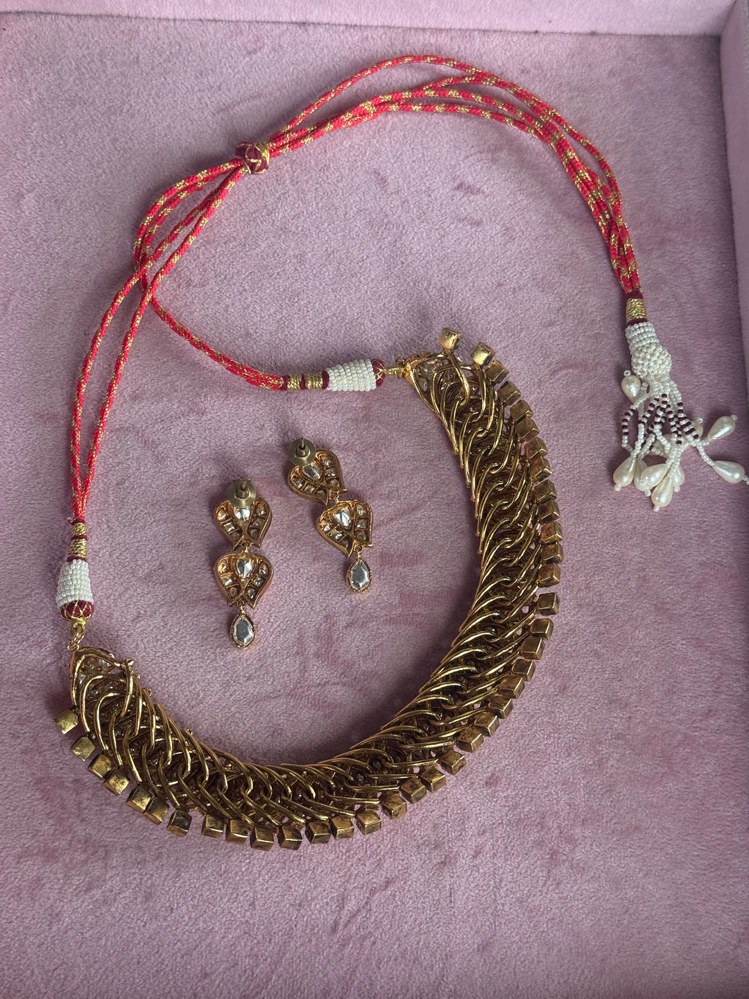 Handmade Kundan Sutlada Necklace Set with Earrings | SHIVKA