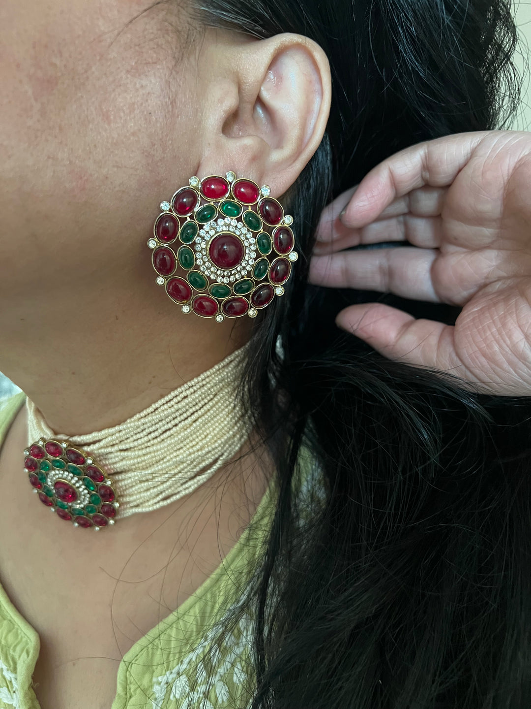 Elegant Choker Necklace Set - Unmatched Quality and Style