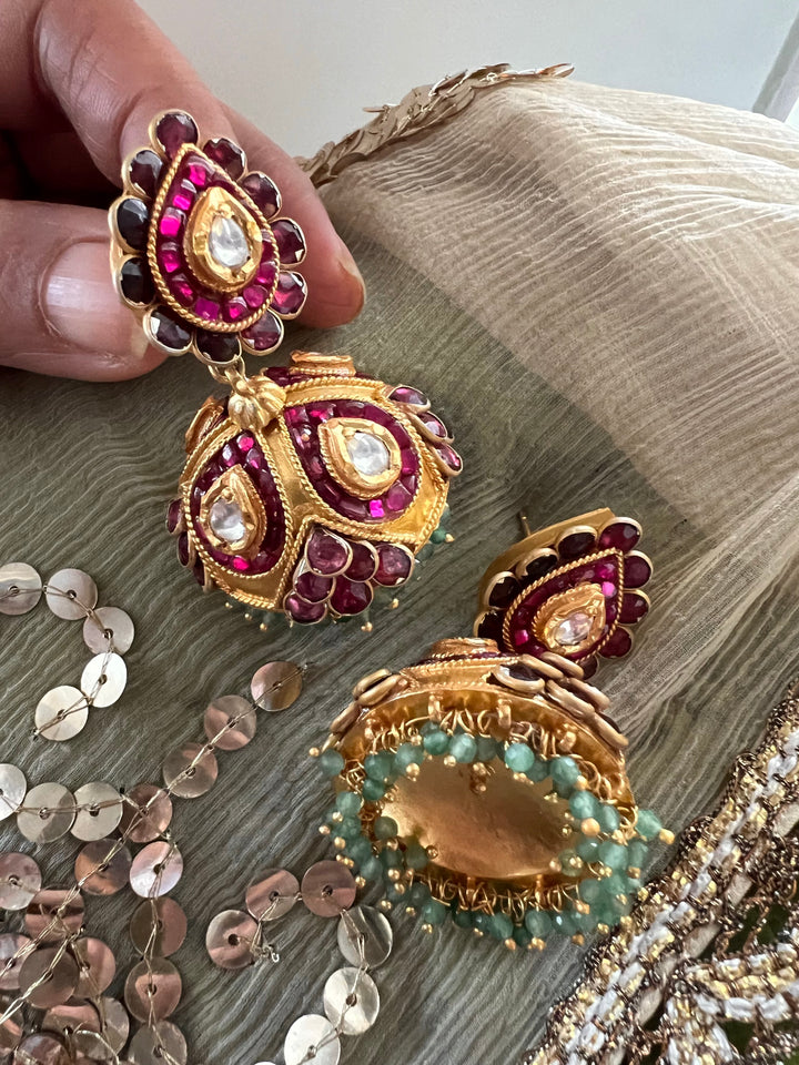 SHIVKA 925 Silver Kundan Jhumka Earrings - Gold Polish