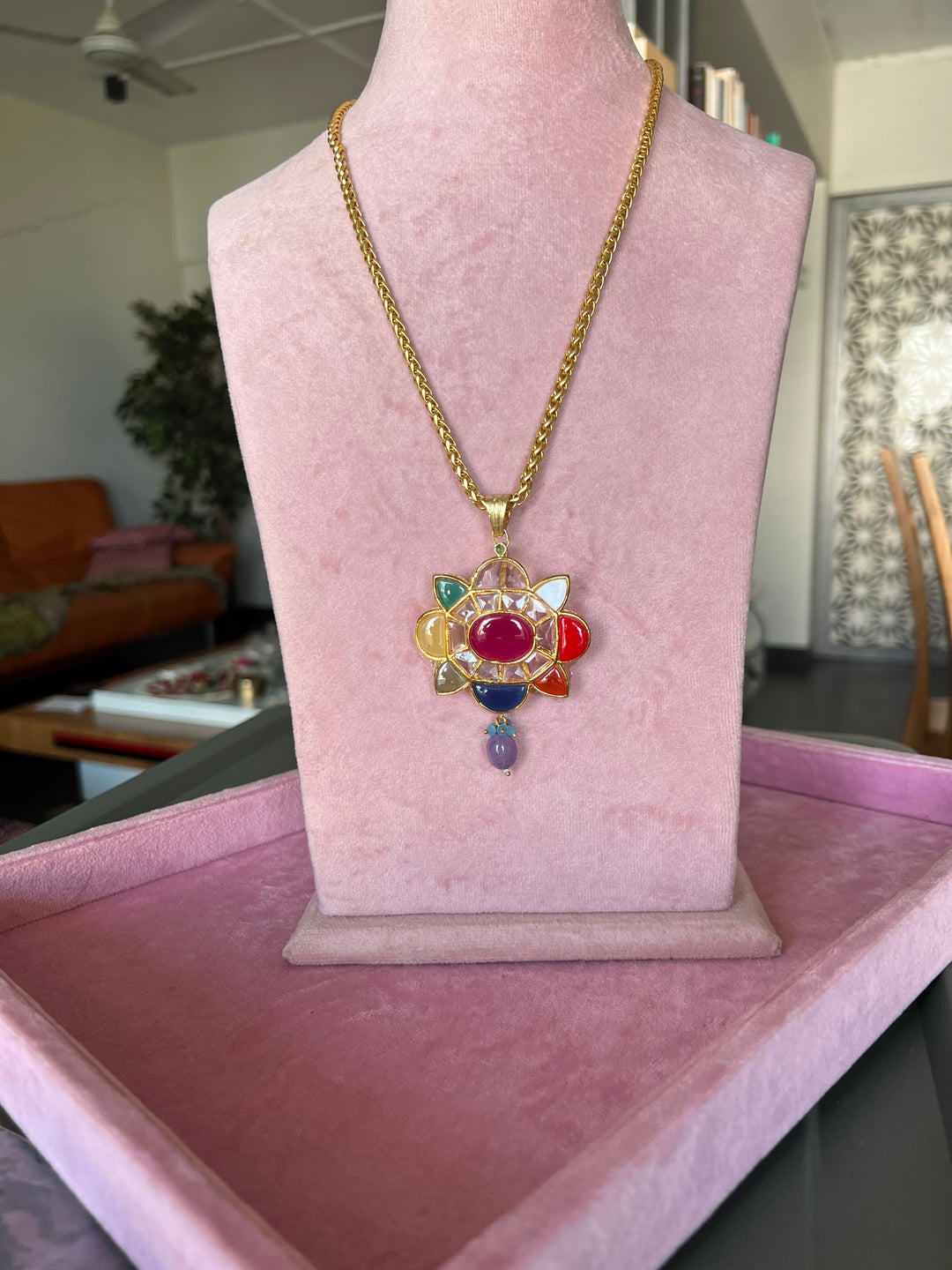 Exquisite Pendant Necklace - Elevate Your Elegance