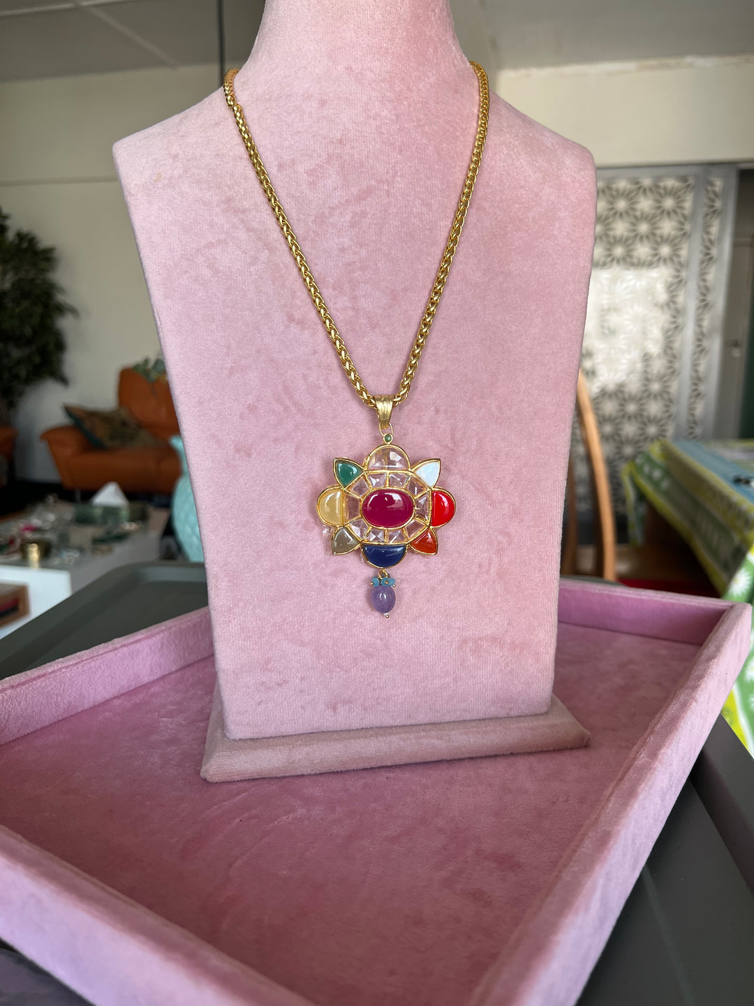 Exquisite Pendant Necklace - Elevate Your Elegance