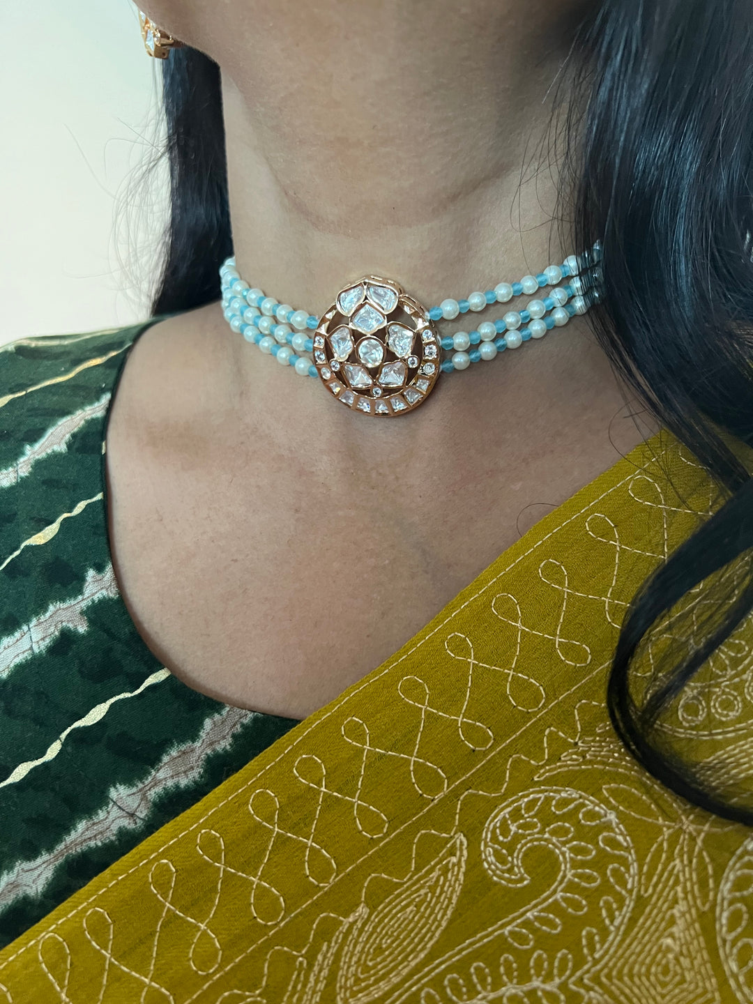 Kundan Choker with Studs