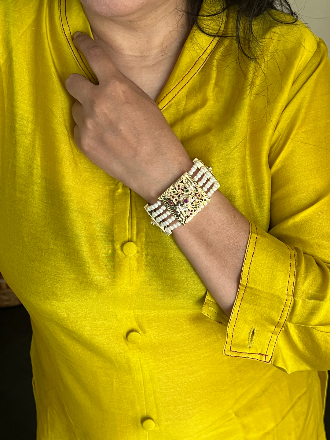 Exquisite Jadau Bracelet - Unparalleled Quality and Style