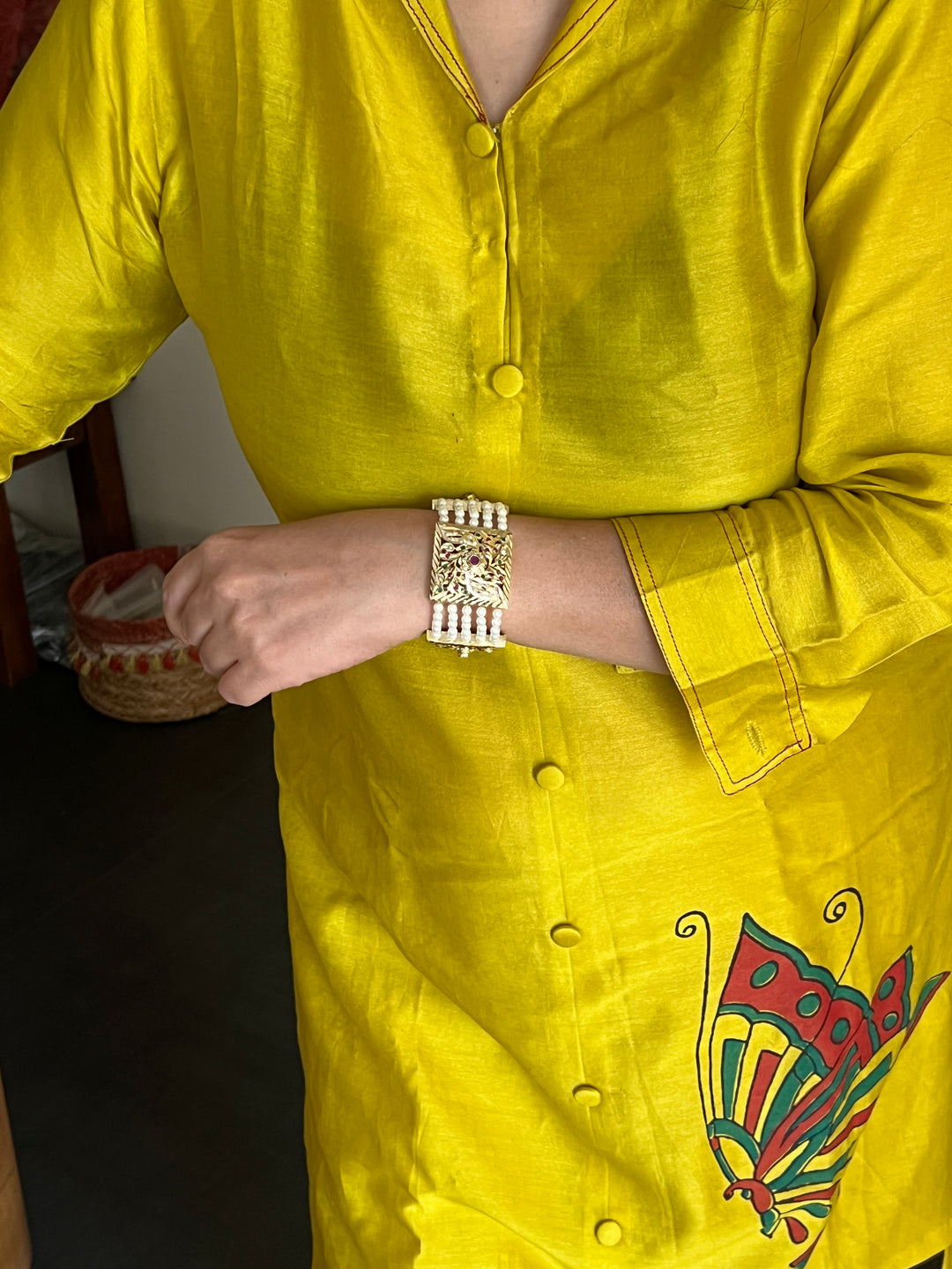 Exquisite Jadau Bracelet - Unparalleled Quality and Style