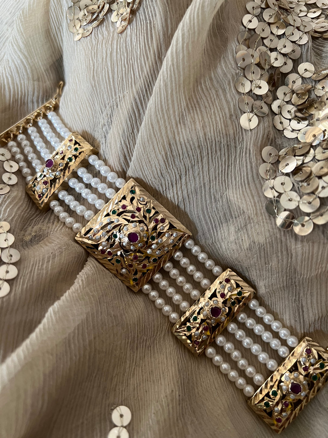 Exquisite Jadau Bracelet - Unparalleled Quality and Style