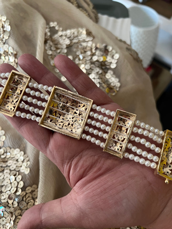 Exquisite Jadau Bracelet - Unparalleled Quality and Style