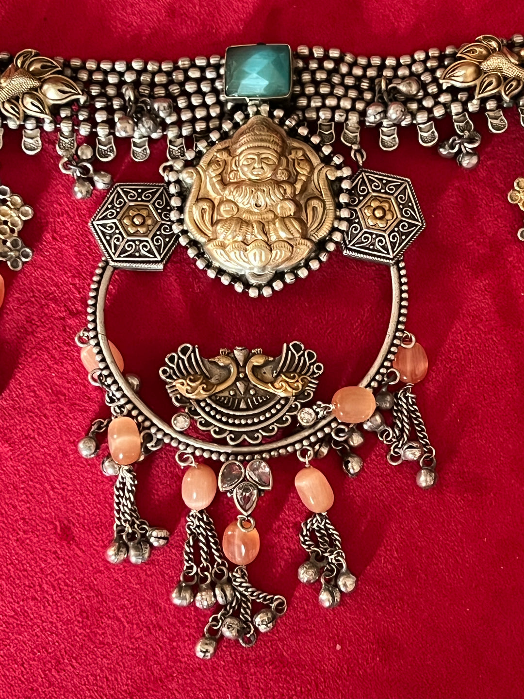 Elegant Choker Set - Unmatched Quality and Style