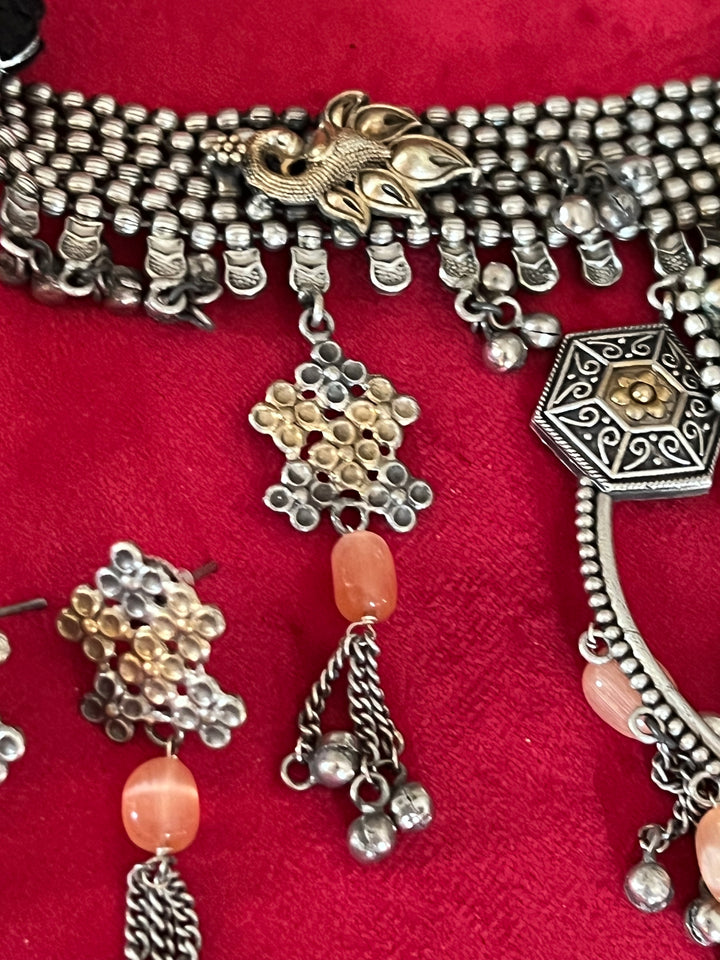 Elegant Choker Set - Unmatched Quality and Style